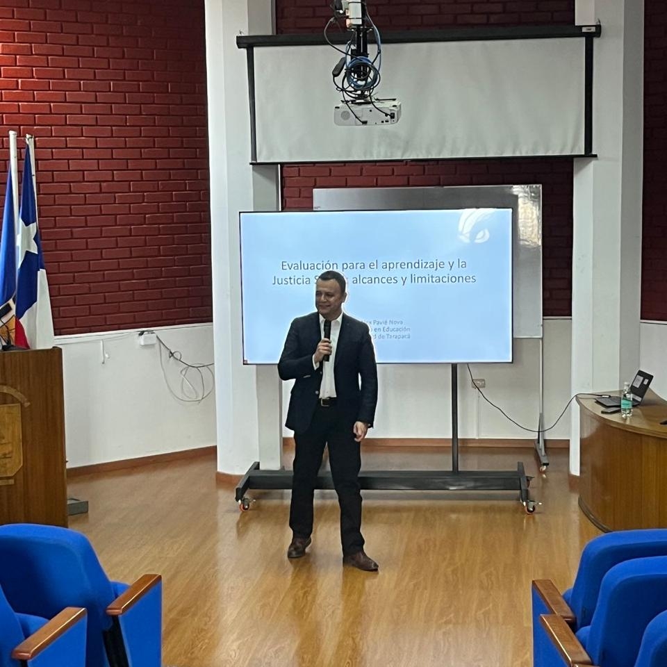 Dr. Alex Pavié invitado como profesor visitante