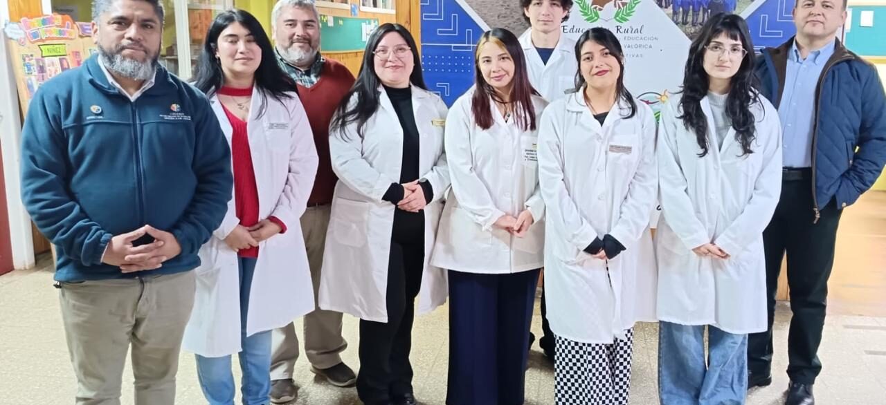 Alianza educativa en la ruralidad: Estudiantes de Pedagogía en Lengua Castellana y Comunicaciones de la Universidad de Los Lagos inician intervención didáctica en Colegios Bicentenario de San Juan y Quilacahuín