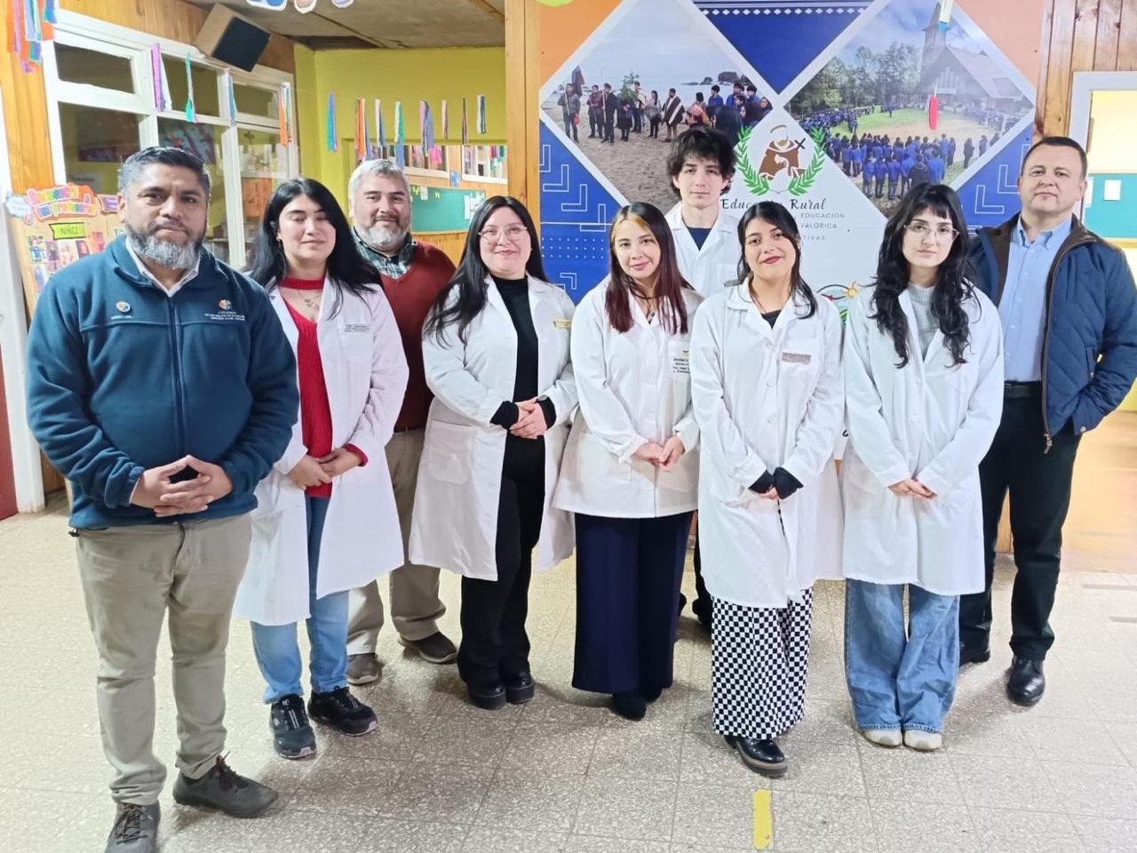 Alianza educativa en la ruralidad: Estudiantes de Pedagogía en Lengua Castellana y Comunicaciones de la Universidad de Los Lagos inician intervención didáctica en Colegios Bicentenario de San Juan y Quilacahuín